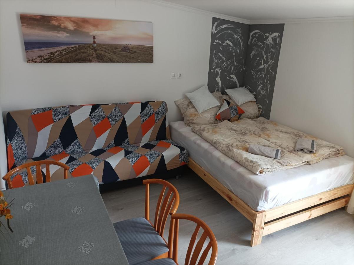 Csilla Apartman Balogunyom Exterior foto