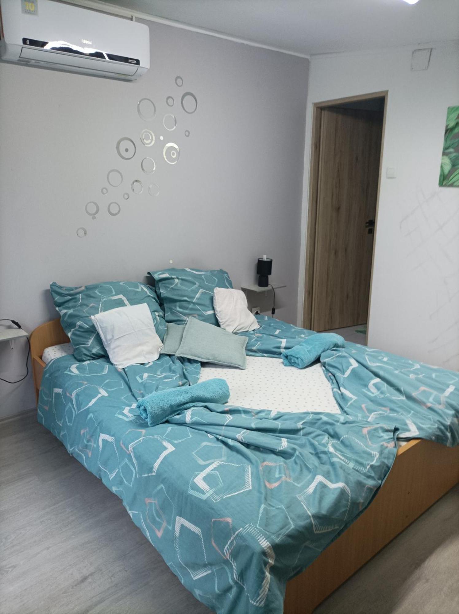 Csilla Apartman Balogunyom Exterior foto